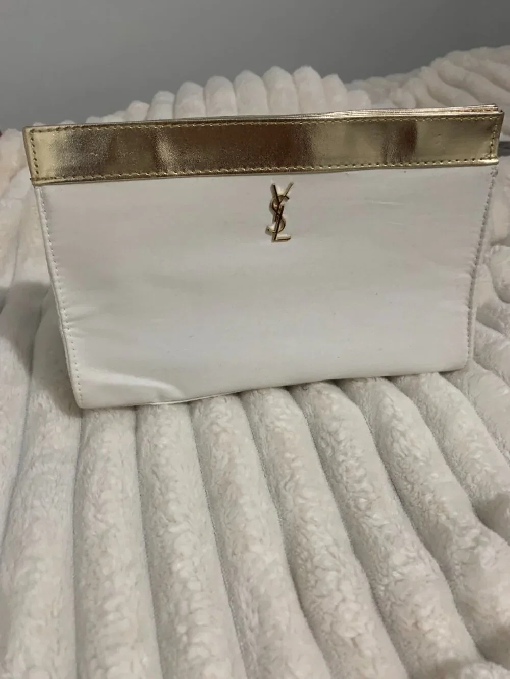 YSL Vintage Cosmetics Clutch White Gold Bridal Like New - Picture 4 of 5